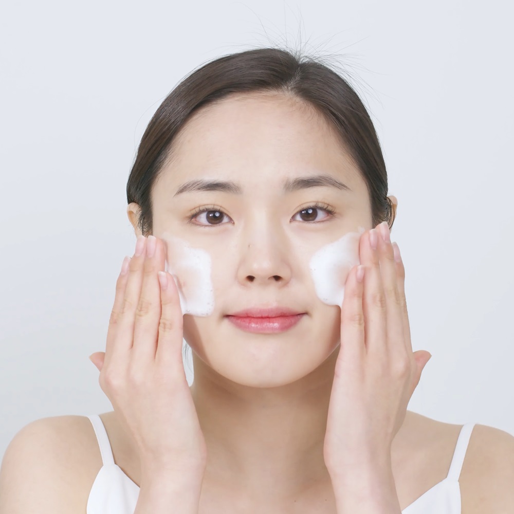 شوینده و پاک کننده ضد جوش کلینیک آ استوری درم Storyderm Clinic-A | مناسب پوست چرب، مختلط و مستعد آکنه، پاکسازی منافذ و تنظیم سبوم | 150 میل